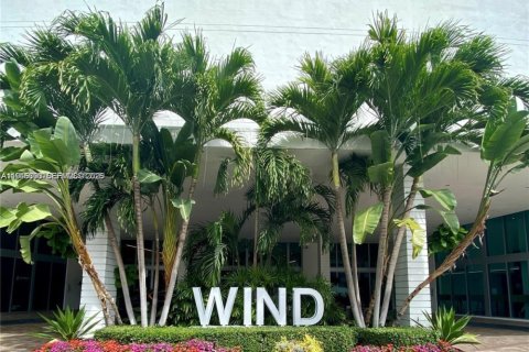 Кондоминиум с 2 спальнями в Майами, Флорида № 2005456