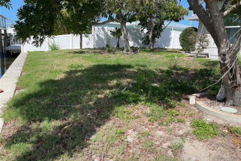 House in Bradenton, Florida 3 bedrooms, 164.25 sq.m. № 2215052 - photo 26