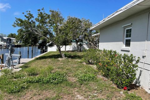 House in Bradenton, Florida 3 bedrooms, 164.25 sq.m. № 2215052 - photo 25