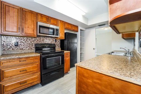 Снять в аренду виллу или дом в Холливуд, Флорида 4 спальни, 166.11м2, № 1945253 - фото 4