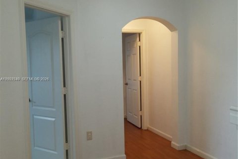 Townhouse in Miramar, Florida 3 bedrooms № 2066416 - photo 14