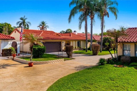 House in Orlando, Florida 3 bedrooms, 171.87 sq.m. № 2093170
