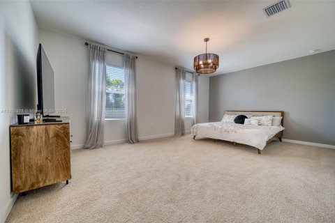 Купить виллу или дом в Хомстед, Флорида 4 спальни, 236.34м2, № 1955538 - фото 23