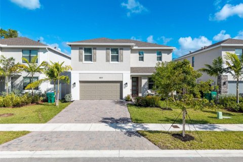 Купить виллу или дом в Хомстед, Флорида 4 спальни, 236.34м2, № 1955538 - фото 1