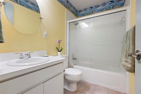 Condominio en venta en Anna Maria, Florida, 2 dormitorios, 76.37 m2 № 1815048 - foto 17