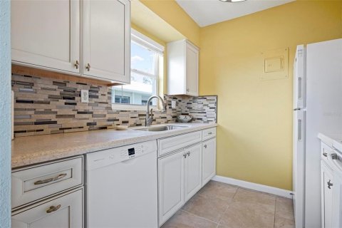 Condominio en venta en Anna Maria, Florida, 2 dormitorios, 76.37 m2 № 1815048 - foto 12