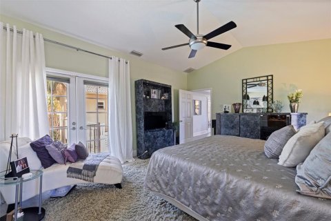 House in Tierra Verde, Florida 4 bedrooms, 344.67 sq.m. № 1757008 - photo 27