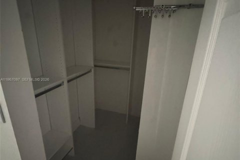 House in Boca Raton, Florida 2 bedrooms, 95.32 sq.m. № 2028445 - photo 16