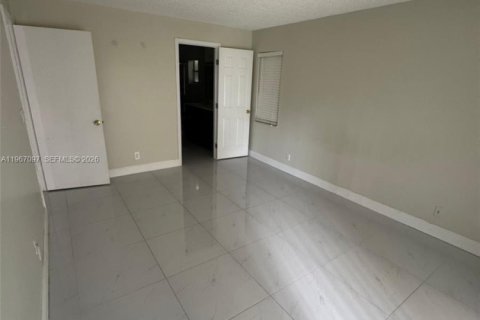 House in Boca Raton, Florida 2 bedrooms, 95.32 sq.m. № 2028445 - photo 13