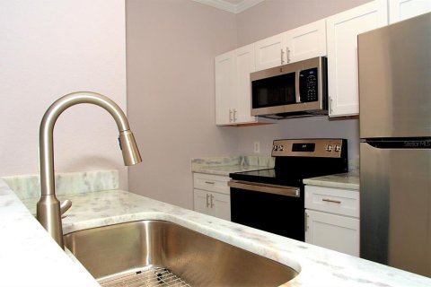 Condominio en alquiler en Orlando, Florida, 2 dormitorios, 101.36 m2 № 1911111 - foto 5