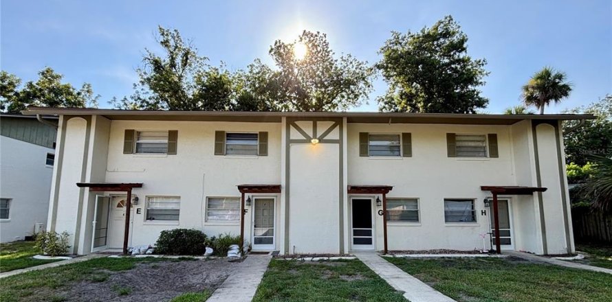 Condominio en Edgewater, Florida, 2 dormitorios № 1880863