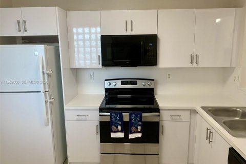 Condominio en venta en Miami, Florida, 3 dormitorios, 104.05 m2 № 2024966 - foto 7