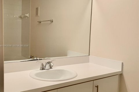 Condominio en venta en Miami, Florida, 3 dormitorios, 104.05 m2 № 2024966 - foto 16