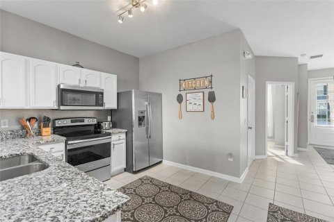 Adosado en venta en Kissimmee, Florida, 3 dormitorios, 133.78 m2 № 2218445 - foto 7