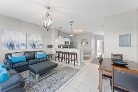 Adosado en venta en Kissimmee, Florida, 3 dormitorios, 133.78 m2 № 2218445 - foto 11