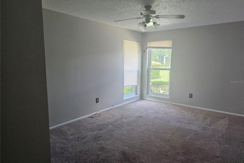 Casa en venta en Palm Harbor, Florida, 2 dormitorios, 92.9 m2 № 1885870 - foto 9