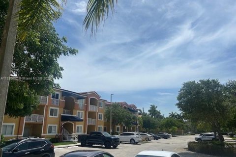 Copropriété à vendre à Cutler Bay, Floride: 2 chambres, 98.57 m2 № 1939943 - photo 12