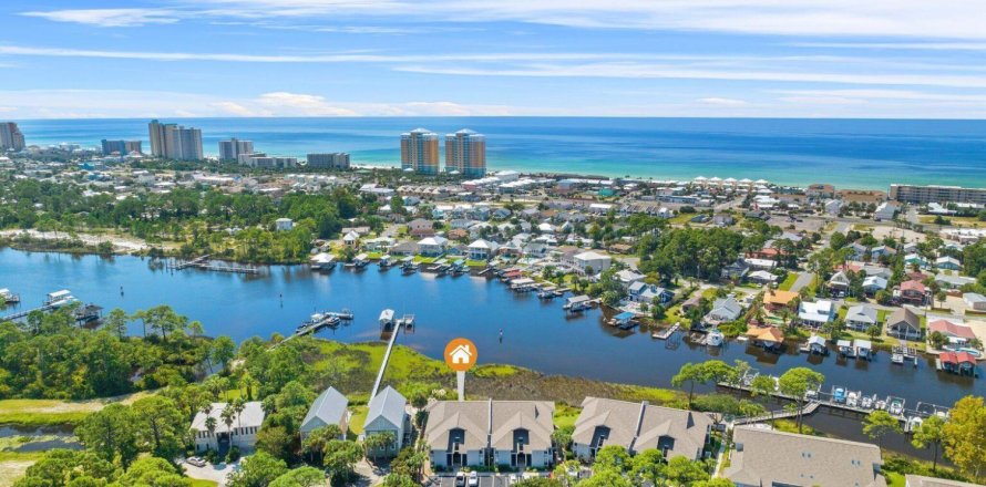 Condominio en Panama City Beach, Florida, 2 dormitorios  № 558748