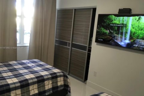 Condominio en venta en Aventura, Florida, 3 dormitorios, 125.42 m2 № 1980060 - foto 15