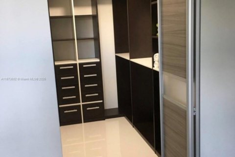 Condominio en venta en Aventura, Florida, 3 dormitorios, 125.42 m2 № 1980060 - foto 14