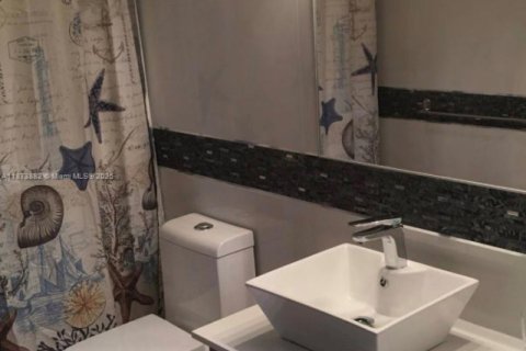 Condominio en venta en Aventura, Florida, 3 dormitorios, 125.42 m2 № 1980060 - foto 12