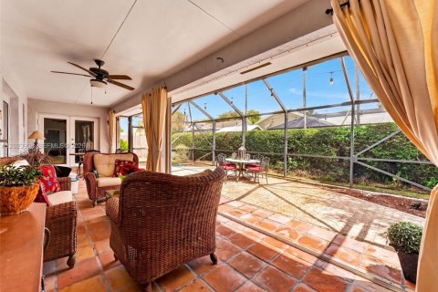 Casa en venta en Miami, Florida, 4 dormitorios, 210.24 m2 № 2167957 - foto 20