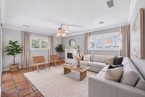 Casa en venta en Miami, Florida, 4 dormitorios, 210.24 m2 № 2167957 - foto 7
