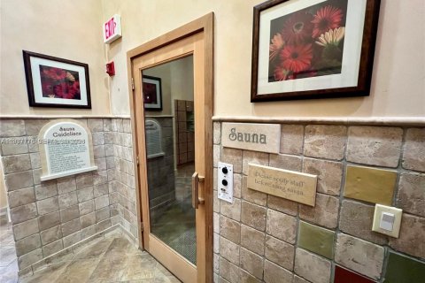 Touwnhouse à vendre à Sunrise, Floride: 3 chambres, 157.93 m2 № 2048997 - photo 8