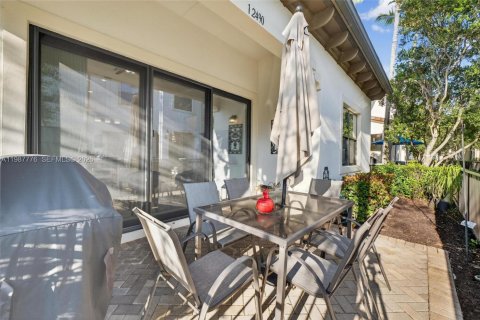 Touwnhouse à vendre à Sunrise, Floride: 3 chambres, 157.93 m2 № 2048997 - photo 24