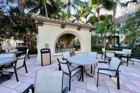 Touwnhouse à Sunrise, Floride 3 chambres, 157.93 m2 № 2048997