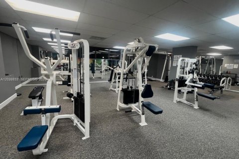 Condominio en venta en Hallandale Beach, Florida, 2 dormitorios, 99.87 m2 № 2085010 - foto 12