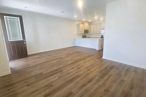 Townhouse in Orlando, Florida 4 bedrooms, 151.15 sq.m. № 2103155 - photo 5