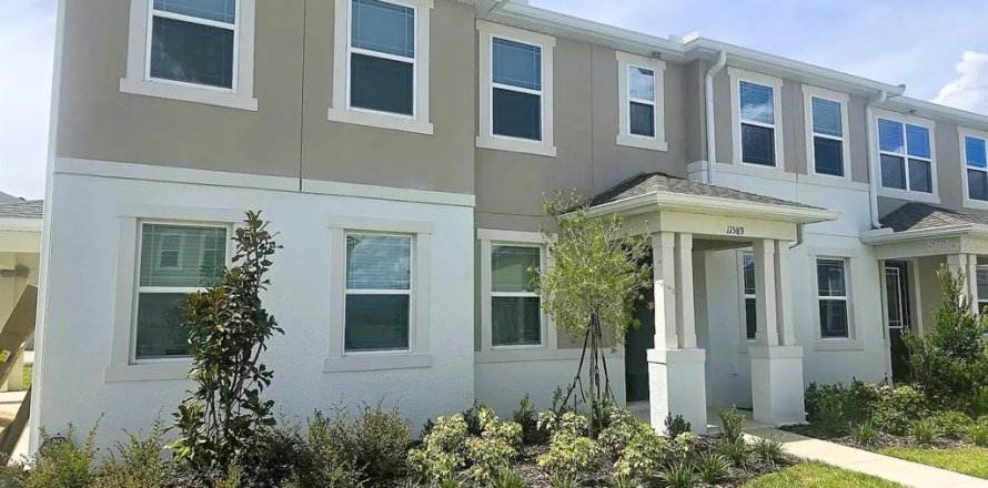 Townhouse in Orlando, Florida 4 bedrooms, 151.15 sq.m. № 2103155
