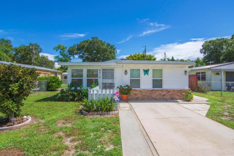 House in Vero Beach, Florida 2 bedrooms, 72.93 sq.m. № 2082804