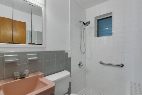 House in Vero Beach, Florida 2 bedrooms, 72.93 sq.m. № 2082804 - photo 26