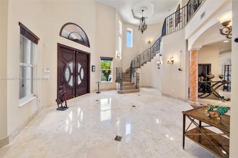 Casa en venta en Sunny Isles Beach, Florida, 6 dormitorios, 452.53 m2 № 1875182 - foto 16