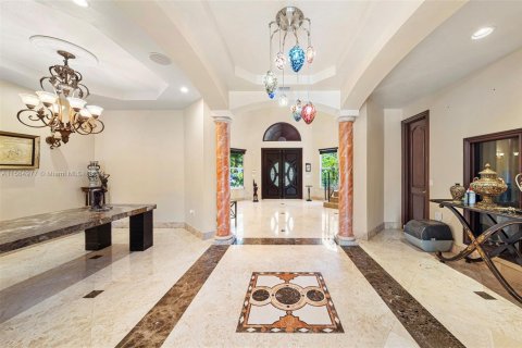 Casa en venta en Sunny Isles Beach, Florida, 6 dormitorios, 452.53 m2 № 1875182 - foto 15