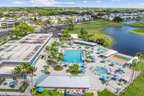 Condo in Delray Beach, Florida, 2 bedrooms  № 2392010 - photo 28