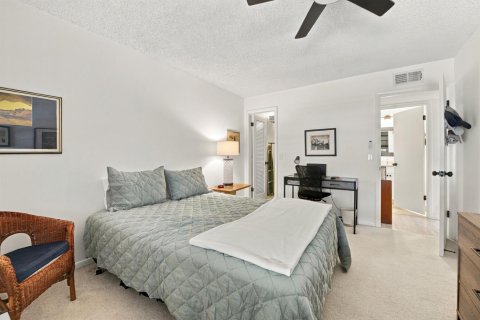 Condo in Delray Beach, Florida, 2 bedrooms  № 2392010 - photo 14