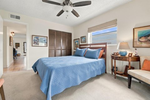 Condo in Delray Beach, Florida, 2 bedrooms  № 2392010 - photo 18