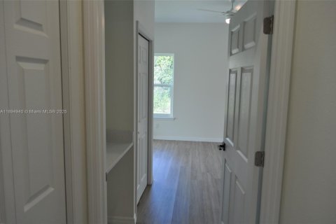 Villa ou maison à louer à Sebring, Floride: 2 chambres № 1947457 - photo 9