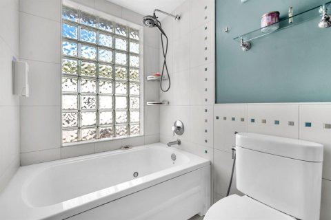 Купить виллу или дом в Холливуд, Флорида 3 комнаты, 102.19м2, № 2332529 - фото 6