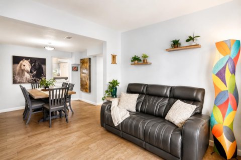 Купить виллу или дом в Холливуд, Флорида 3 комнаты, 102.19м2, № 2332529 - фото 3