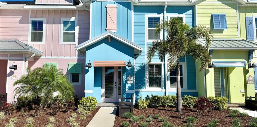 Adosado en Kissimmee, Florida 3 dormitorios, 143.53 m2 № 2101738