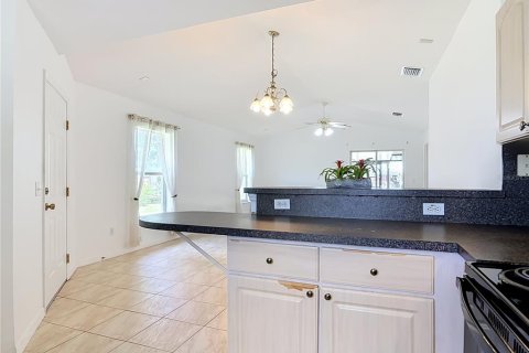 House in Fort MC Coy, Florida 3 bedrooms, 123.28 sq.m. № 2196290 - photo 18