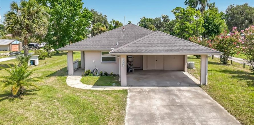 House in Fort MC Coy, Florida 3 bedrooms, 123.28 sq.m. № 2196290