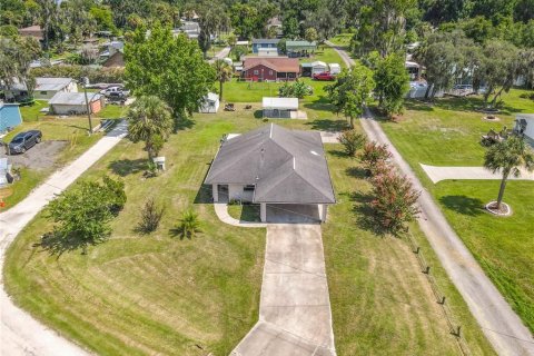 House in Fort MC Coy, Florida 3 bedrooms, 123.28 sq.m. № 2196290 - photo 10