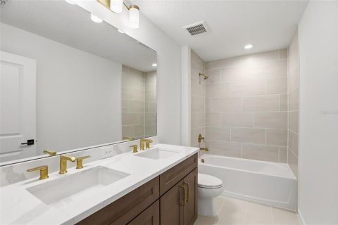 Villa ou maison à vendre à Apopka, Floride: 4 chambres, 304.53 m2 № 2140252 - photo 24