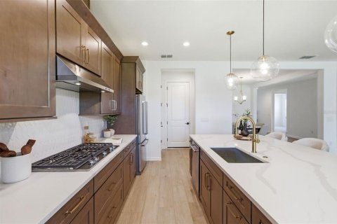 Villa ou maison à vendre à Apopka, Floride: 4 chambres, 304.53 m2 № 2140252 - photo 17