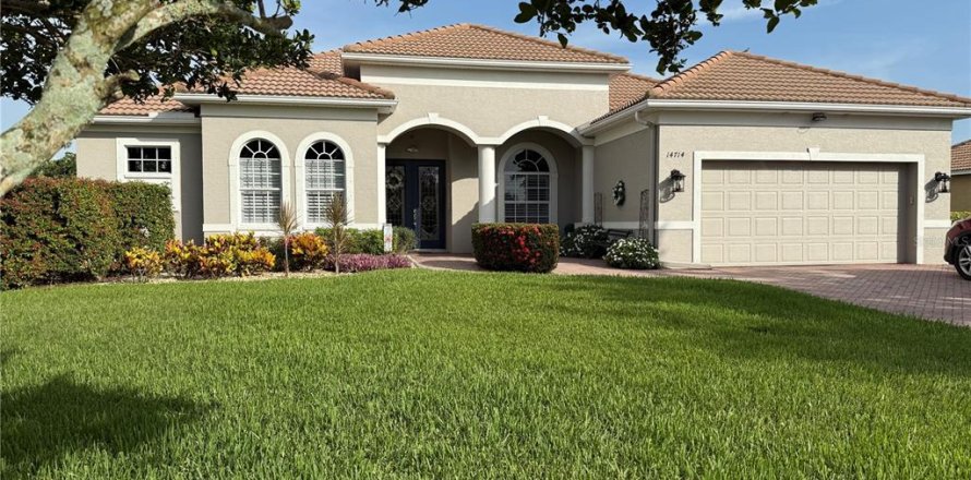 Villa ou maison à Bradenton, Floride 4 chambres, 296.73 m2 № 1781180
